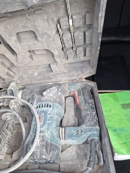 Продам перфоратор, в идеальном сост.