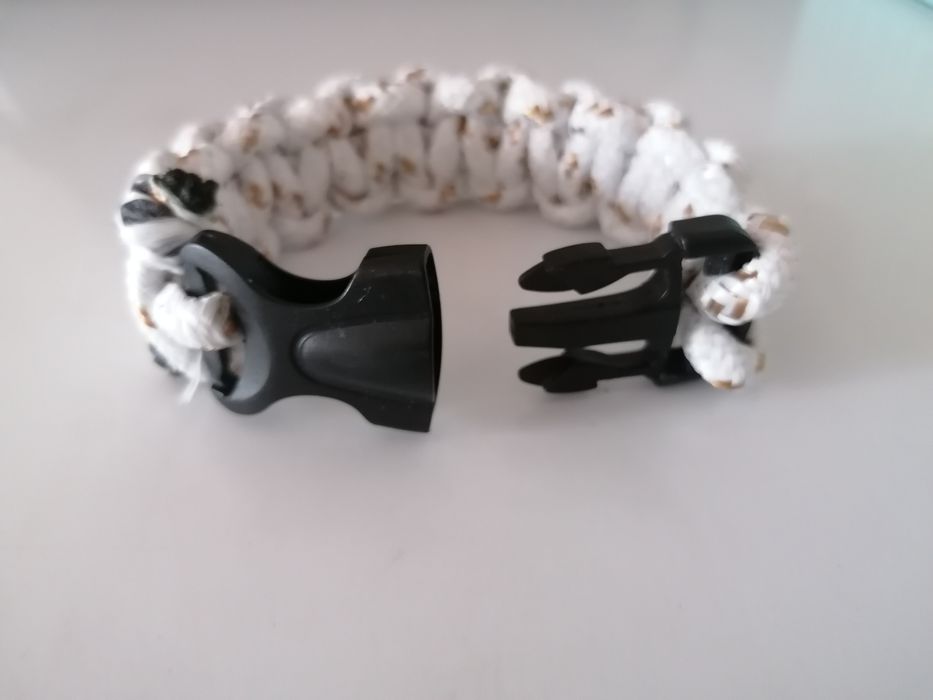 Браслет из веревки