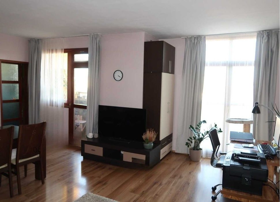 Продава се Тристаен апартамент в Пловдив, Тракия - 91 кв.м за 1693 €/кв.м - Снимка #2