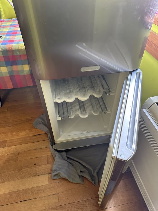 Хладилнис Аристон