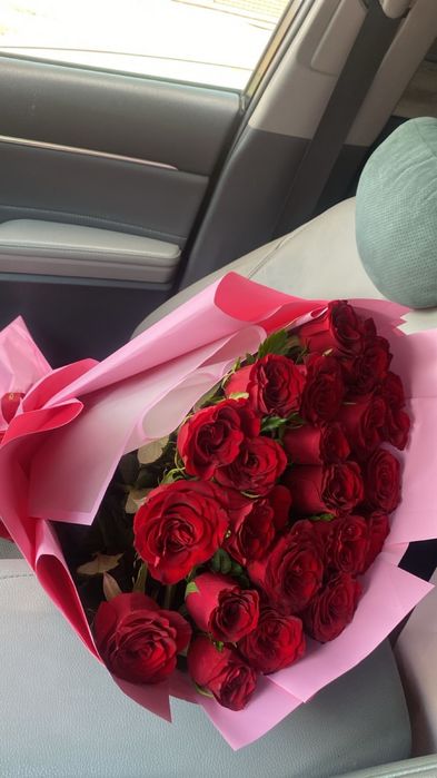 Гүл шоқтары сатылымда