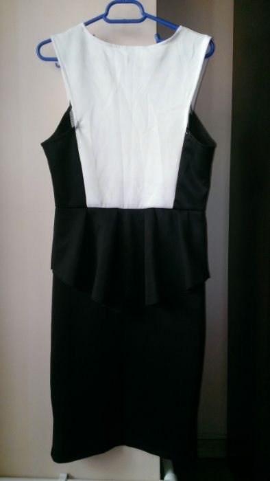 rochie include centura