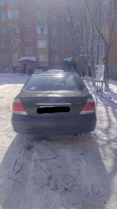 Тойота камри Продам