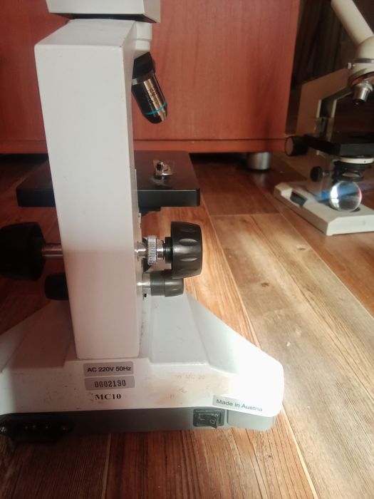 Микроскоп профессиональный