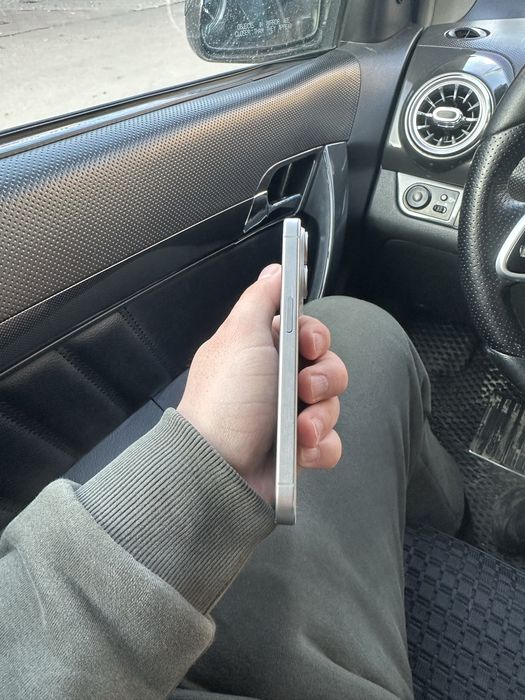 Iphone 15 Pro 256 Gb 90% yomks