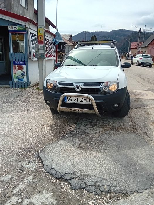 Vand,schimb duster cu toyota rav 4