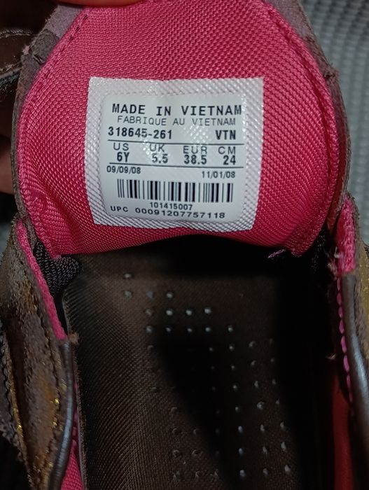 Кроссовки 38-39  Оригинальная обувь Nike