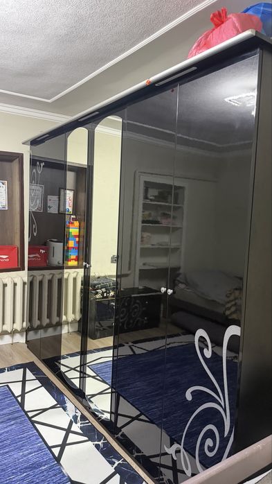 СРОЧНО продам спальный гарнитур !