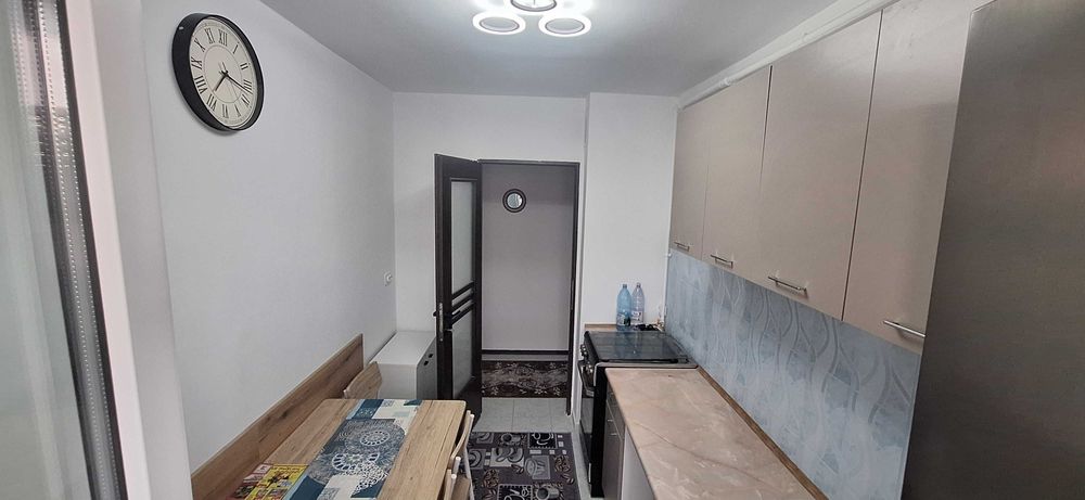 Vand apartament 2 camere in Brasov
