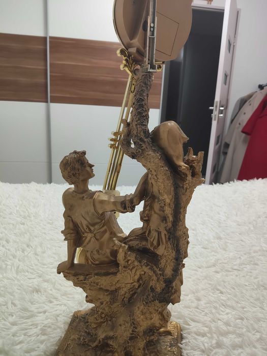 Ceas masa  vechi  perfecta stare de functionalitate