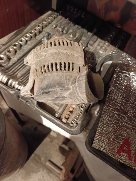 Генератор на мазда птичка и на ауди с4. 2.8