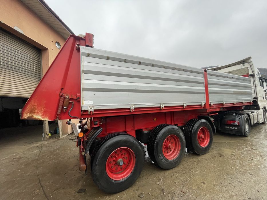 Semiremorca / Bena basculabila 3 parti / Schwarzmuller