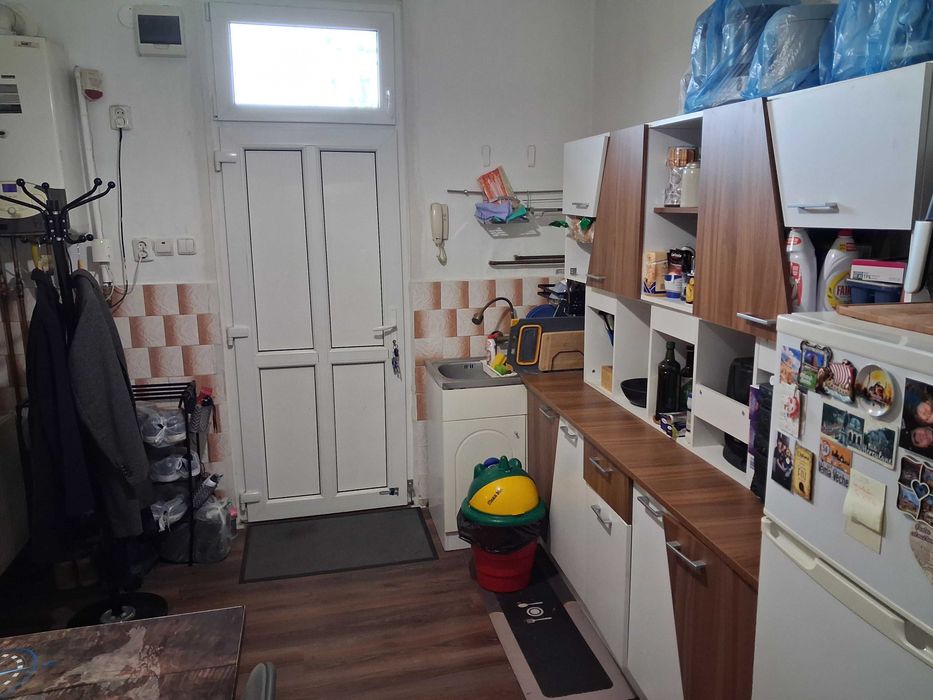 Proprietar, vând apartament cu 1 cameră, acte la zi, zona Elisabetin