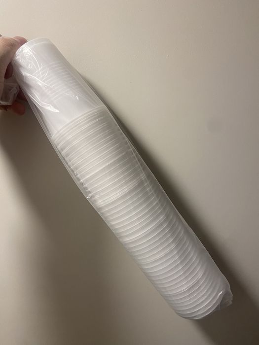 Одноразовые стаканы