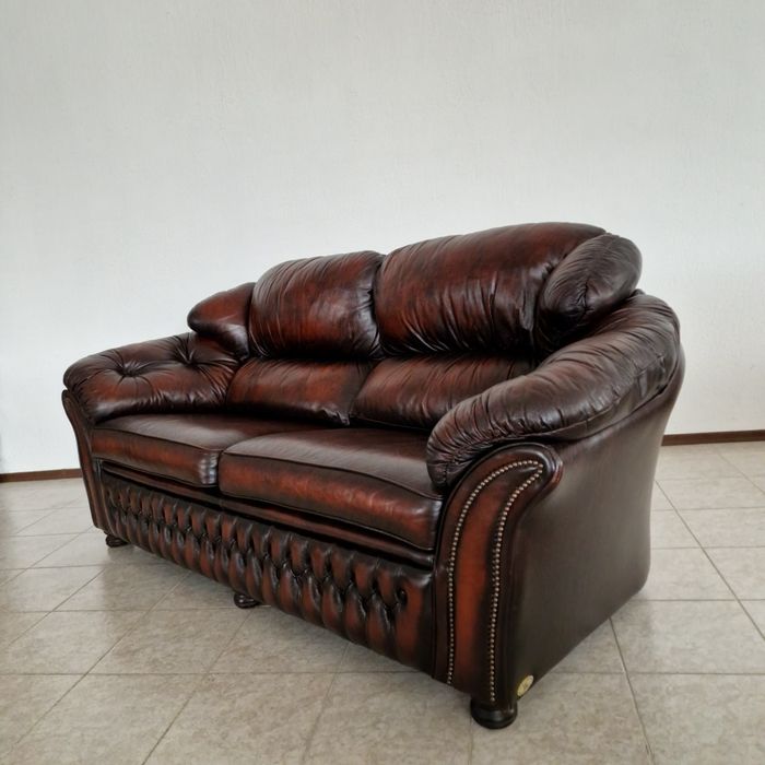Кожена холна  гарнитура Честърфийлд Chesterfield