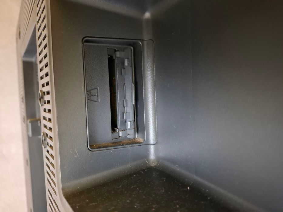 Televizor Samsung Smart/Sony Bravia LCD 80cm