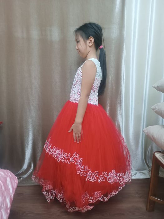 Продам платье детское