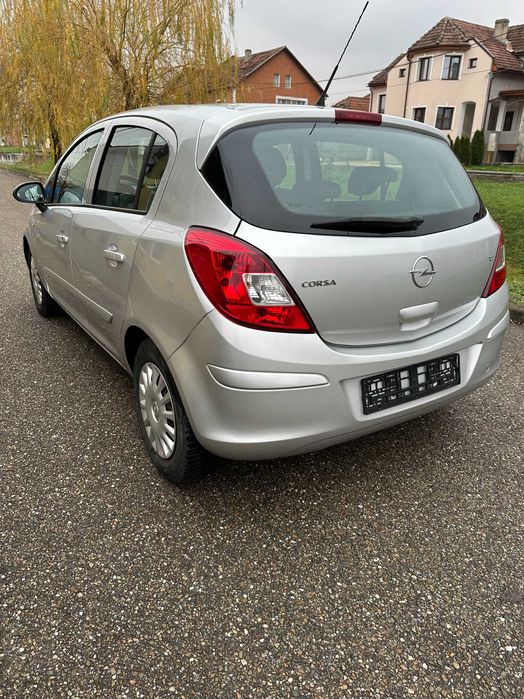 Vand Opel Corsa 1,3 benzina Distributie pe lant