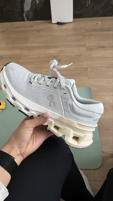 Кроссовки ON RUNNING