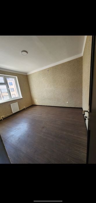 Продаю трехкомнатную квартиру. Уч хонали квартира сотилади