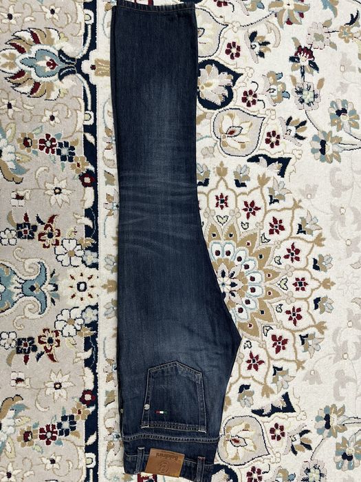 Продам Baldinini джинсы