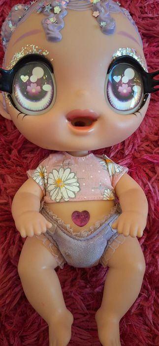 Vand papusa Glitter Babyz
