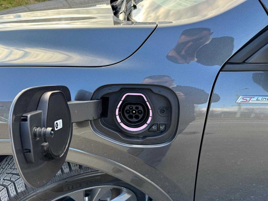 VAND FORD KUGA 2,5l PHEV (plug-in hybrid) AT8, 225 CP, 2023, FULL