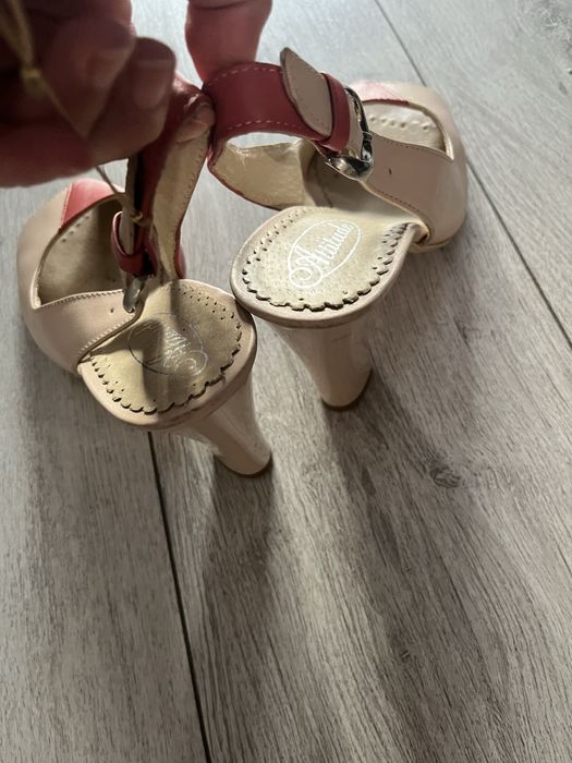 Sandale piele marimea 37