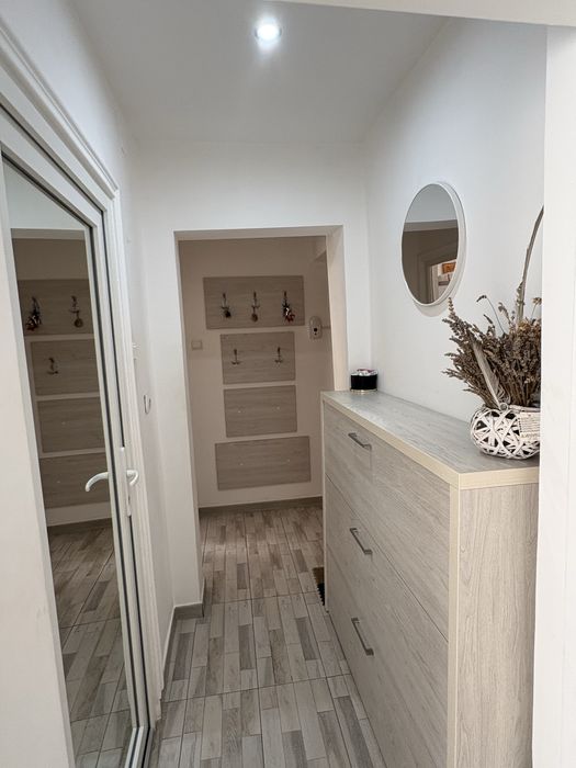 Vand apartament 2 camere, zona bahne , complet utilat !