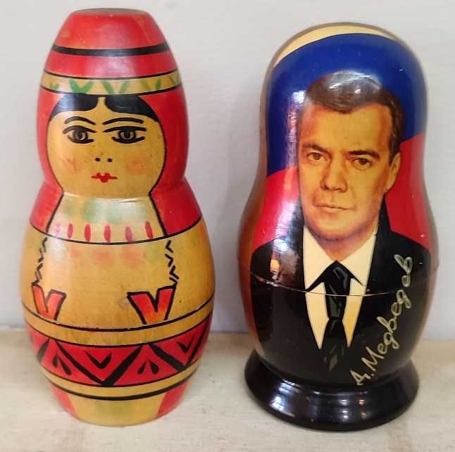 Руски матреошки 2бр.