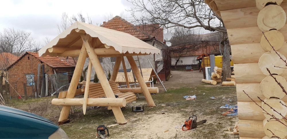 Foișoare din lemn rotund Bușteni