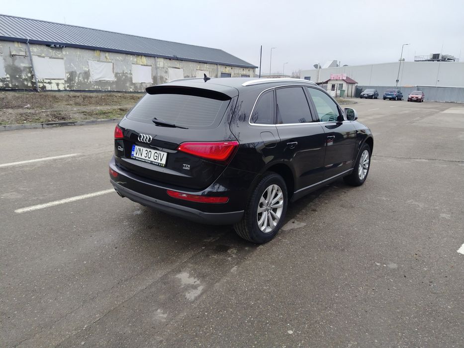 Vând Audi Q5 2.0 tdi 177cp quattro