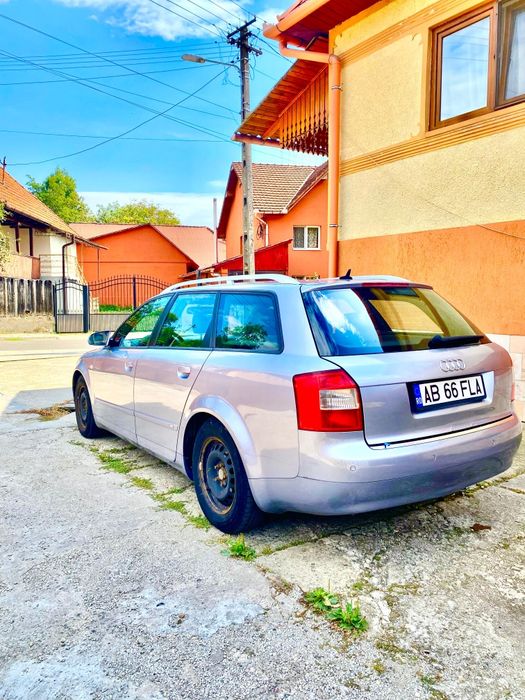 AUDI A4 Avant 2004 — imagine 3
