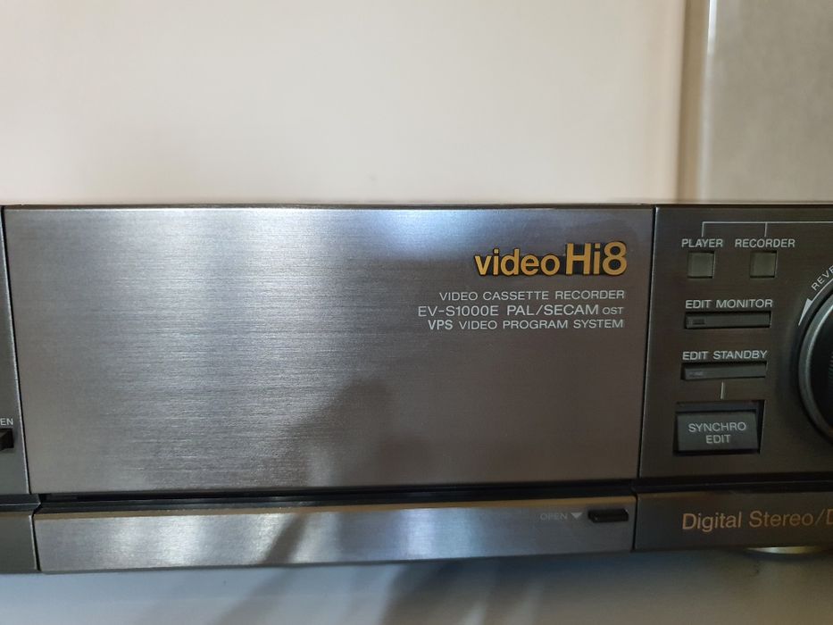 Sony-EV-S1000E i8