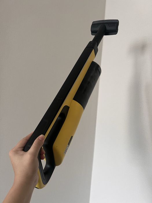 Продам беспроводной пылесос Karcher