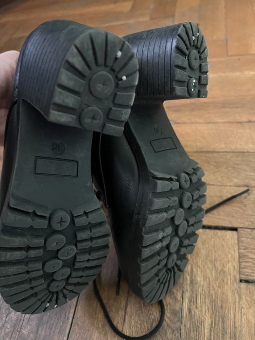 Дамски кубинки,идеално състояние…