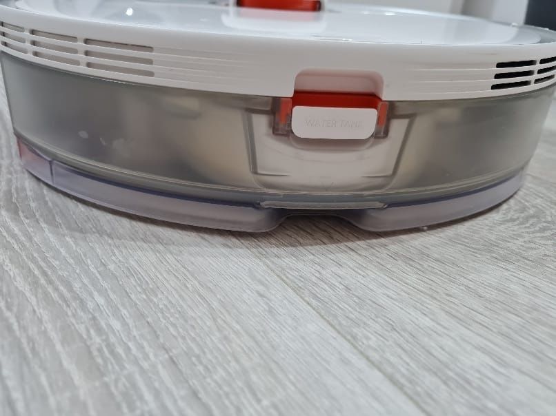 Aspirator cu spalare