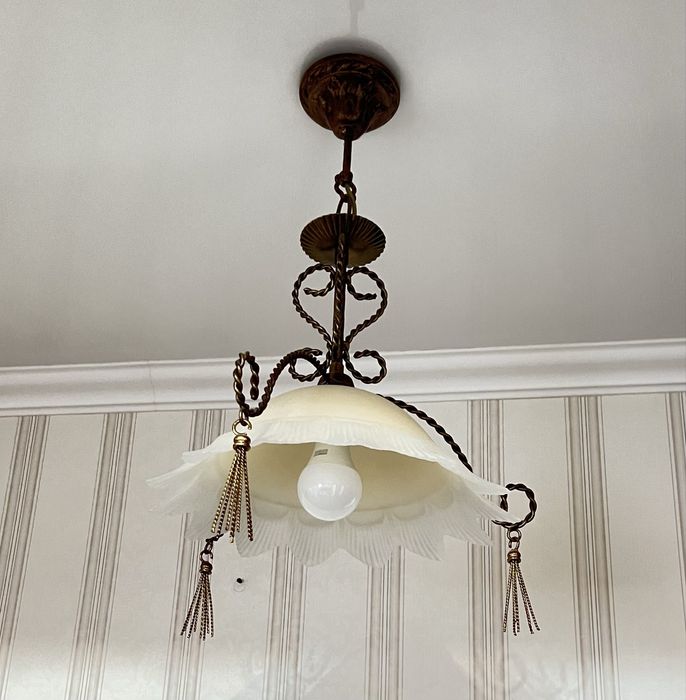 Светильник с оригинальным дизайном, цвет матовый