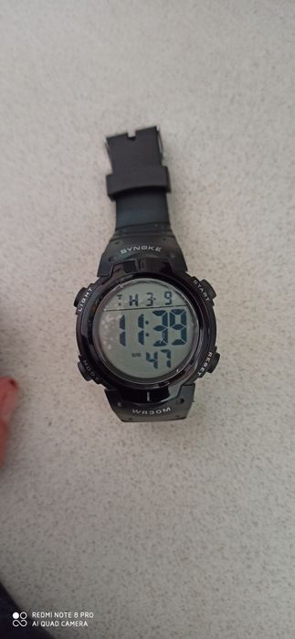 Часовник водоустойчив