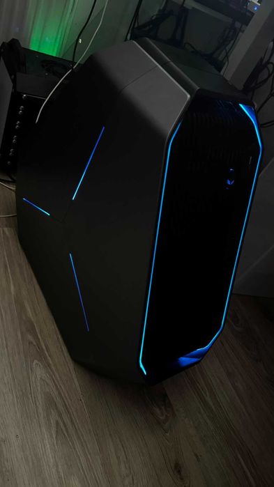 PC Gaming Alienware Area-51 R2 - i7 5930K | RTX 3060 Ti 8GB | 16GB RAM | SSD 100GB
