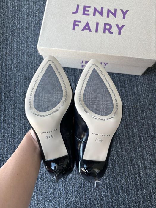 Страхотни елегантни черни обувки 9 см ток