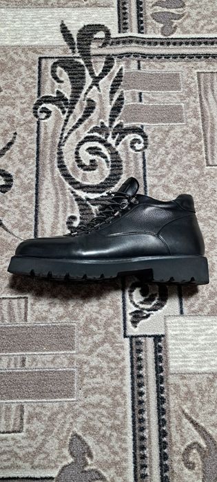 Продам мужские зимние ботинки