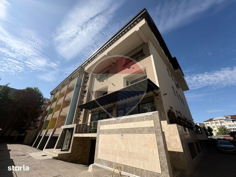 Garsonieră cu dormitor separat, ultracentral, Bulevardul Unirii (Mara)