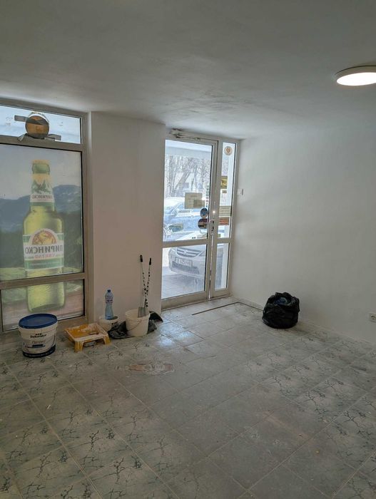 Ъглов магазин под наем