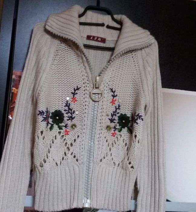 pulover damă cu fermoar, mărimea 40-42