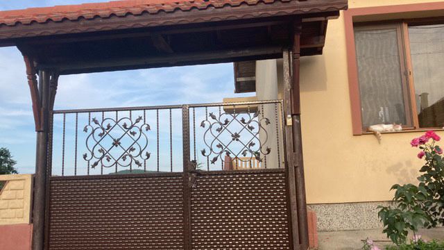 Продава се Къща в с. Лясково, Област Бургас - 70 кв.м за 1715 €/кв.м - Снимка #2