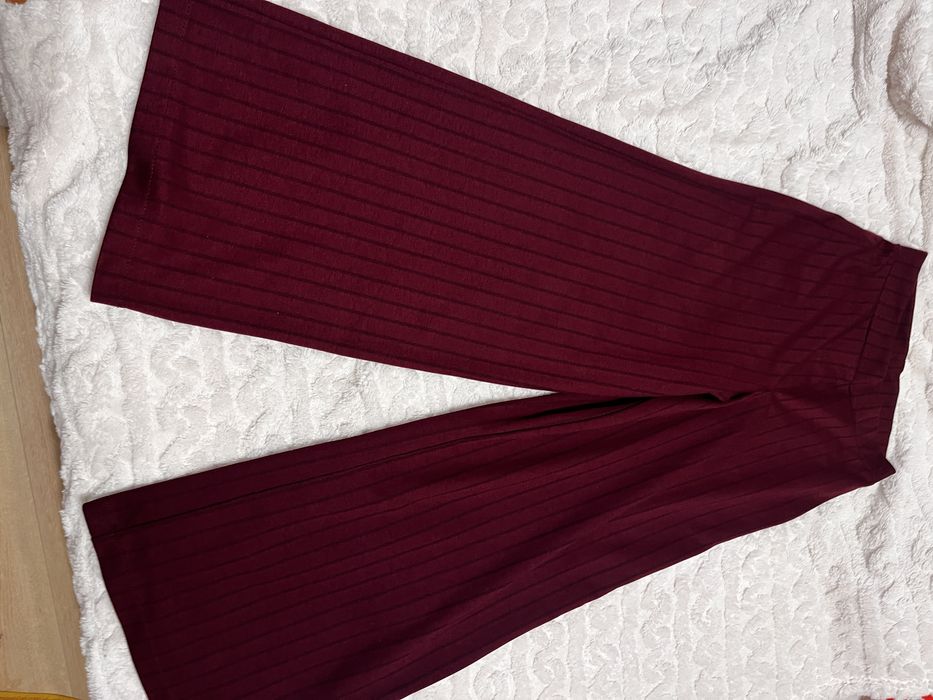 Pantaloni evezati- Burgundy