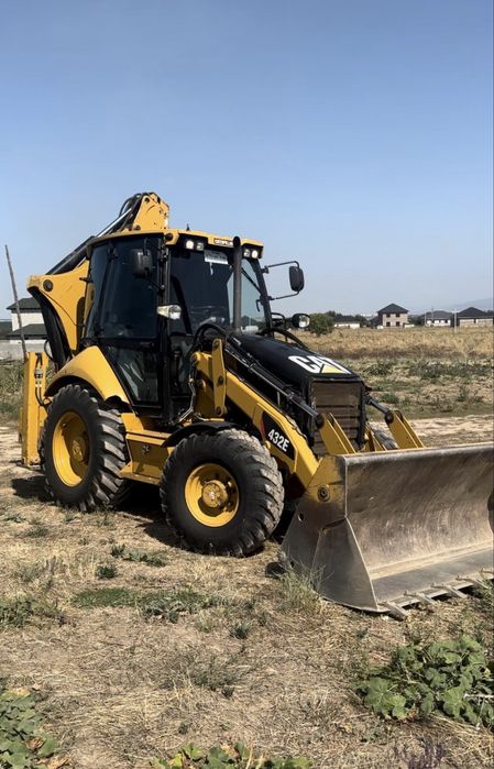 Услуги экскаватора. Трактор 3в1. Петушок