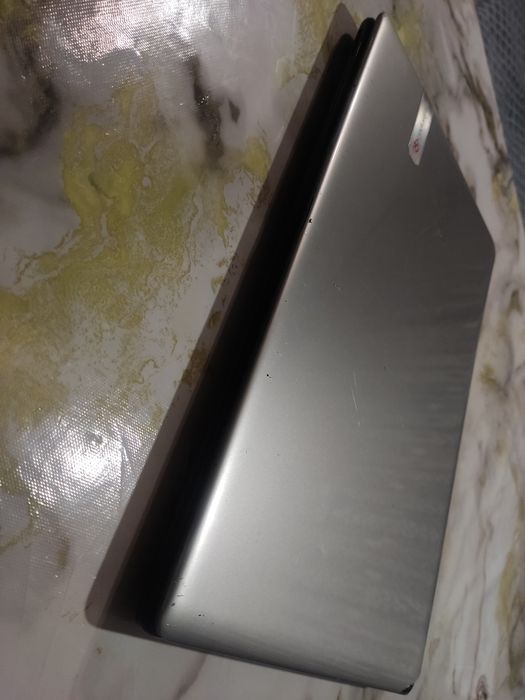 Ноутбук для работы и игр