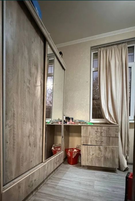 Сергели 4 3/1/5 без ремонта, 3 комнатная